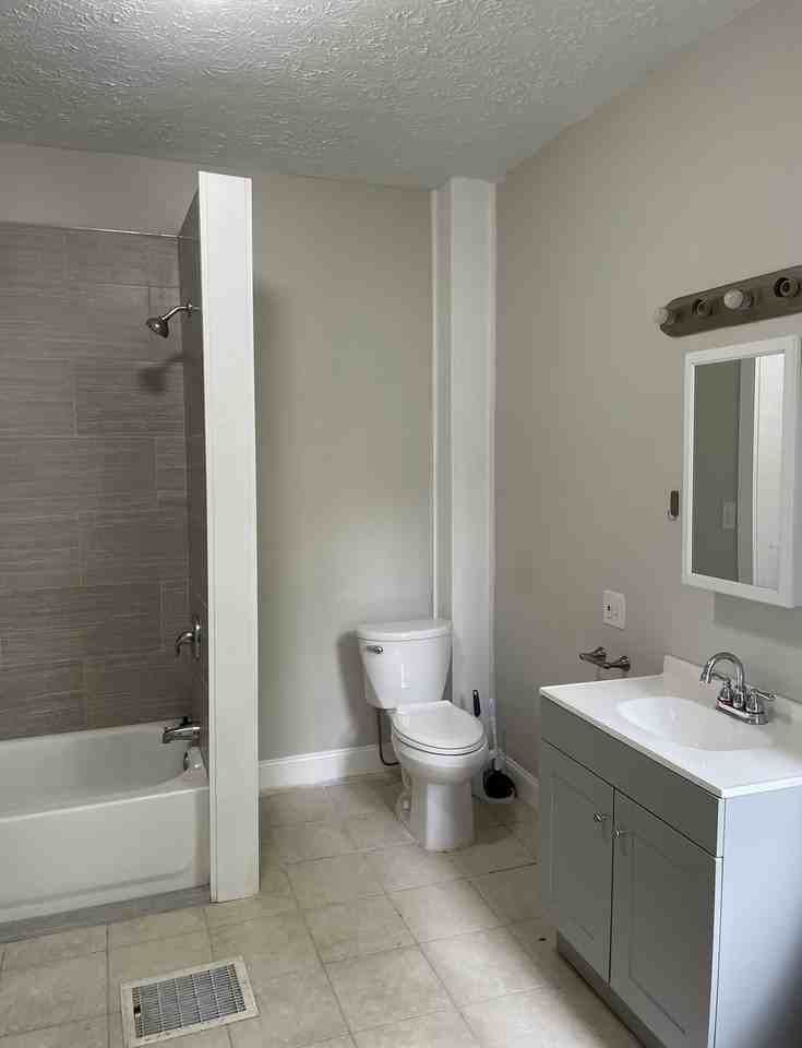 37 Magnolia Ave #1 - Photo 3 of 16