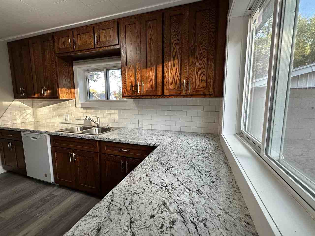 140 Island Ave #1 - Photo 4 of 18