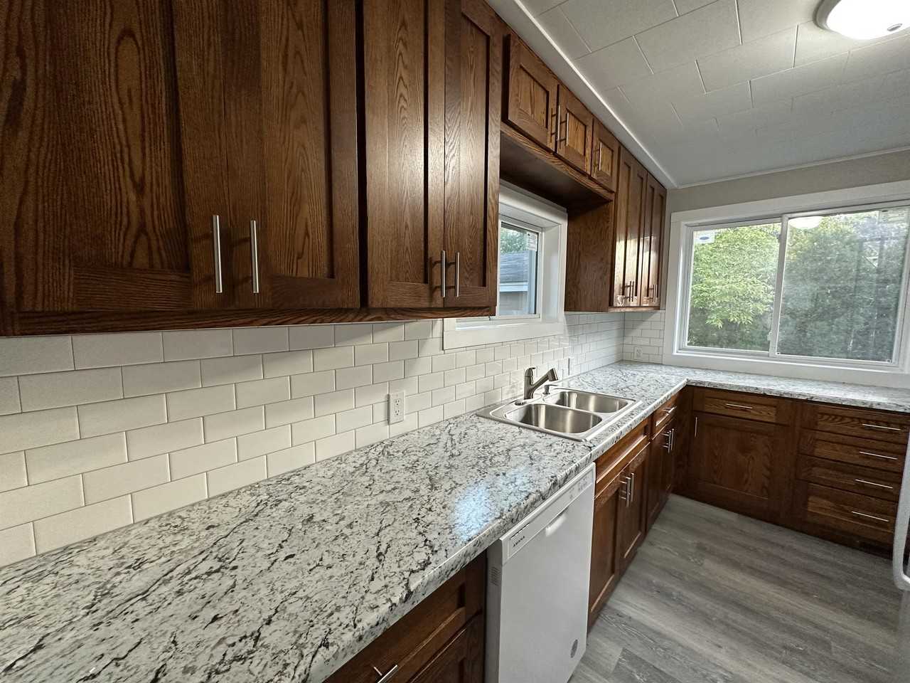 140 Island Ave #1 - Photo 5 of 18