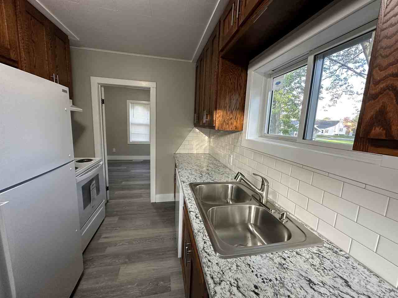 140 Island Ave #1 - Photo 7 of 18
