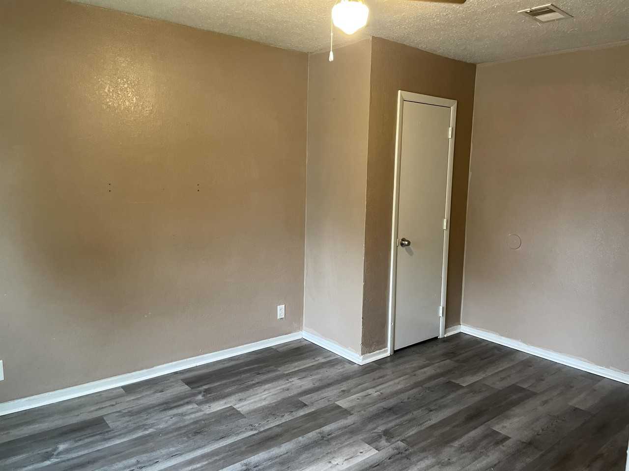 4331 N Frankfort Pl #1 - Photo 6 of 13