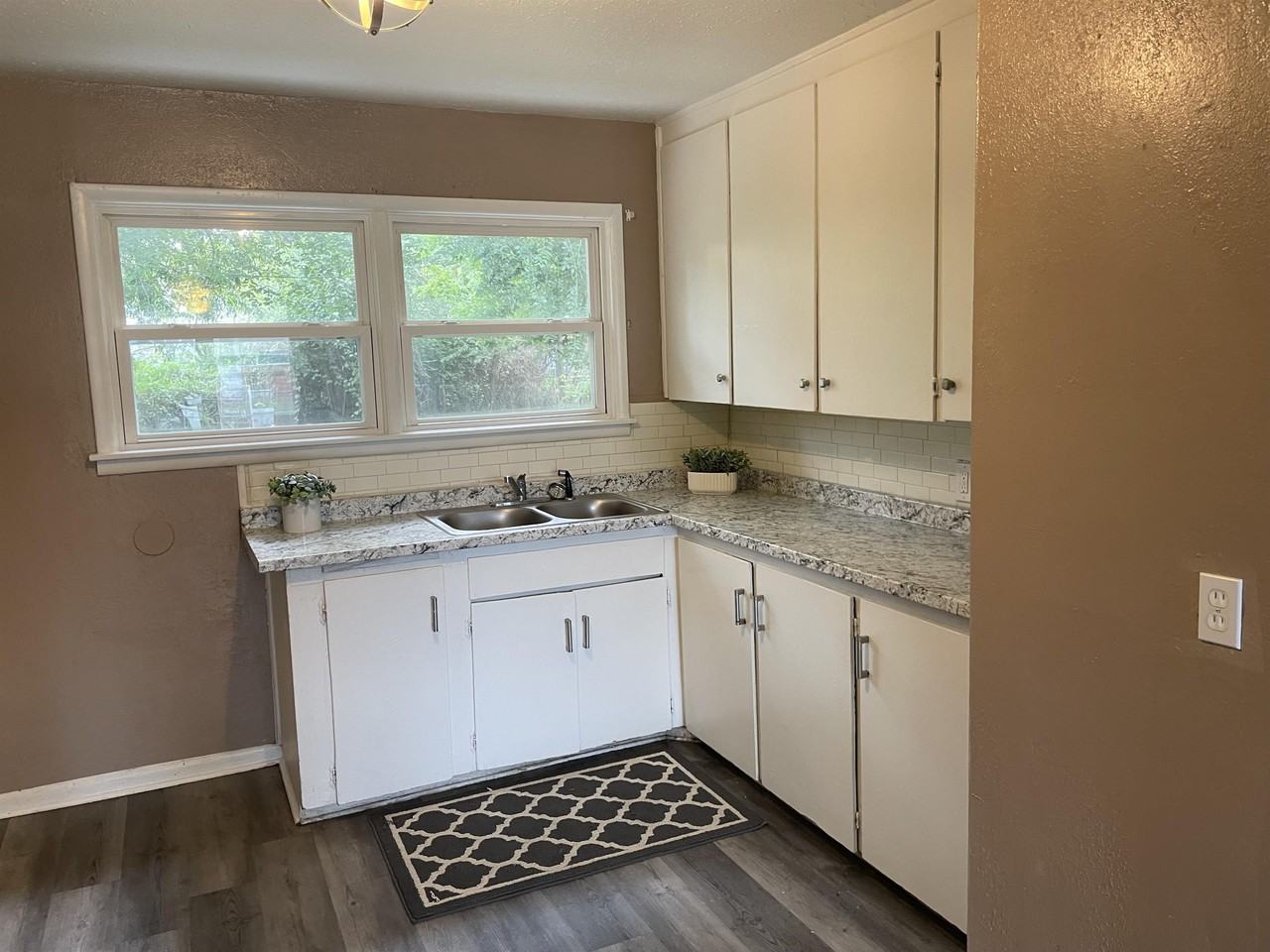 4331 N Frankfort Pl #1 - Photo 7 of 13