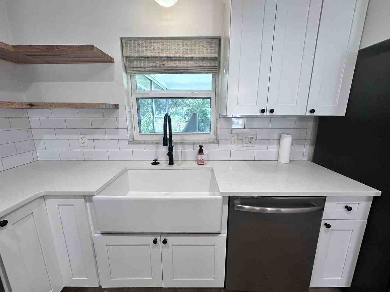 1422 Byram Dr #1 - Photo 5 of 18