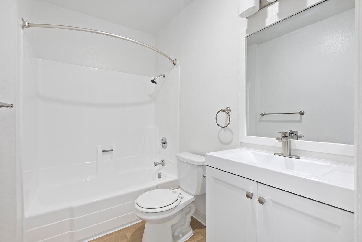 9121 Kenwood Dr - Photo 4 of 7