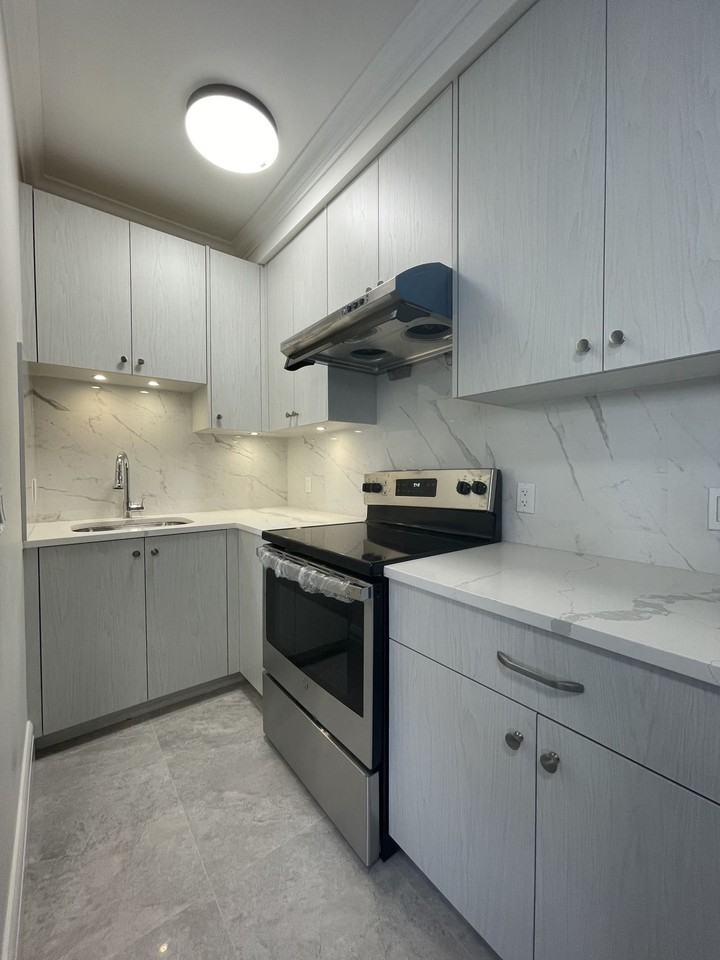 3807 West 14th Avenue - Photo 2 of 7