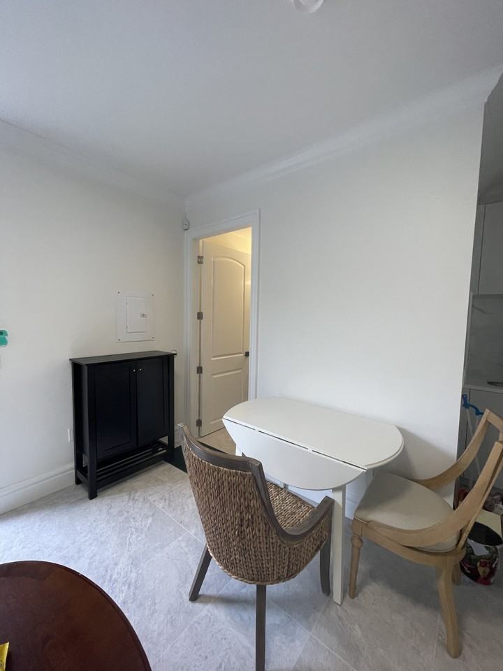 3807 West 14th Avenue - Photo 7 of 7