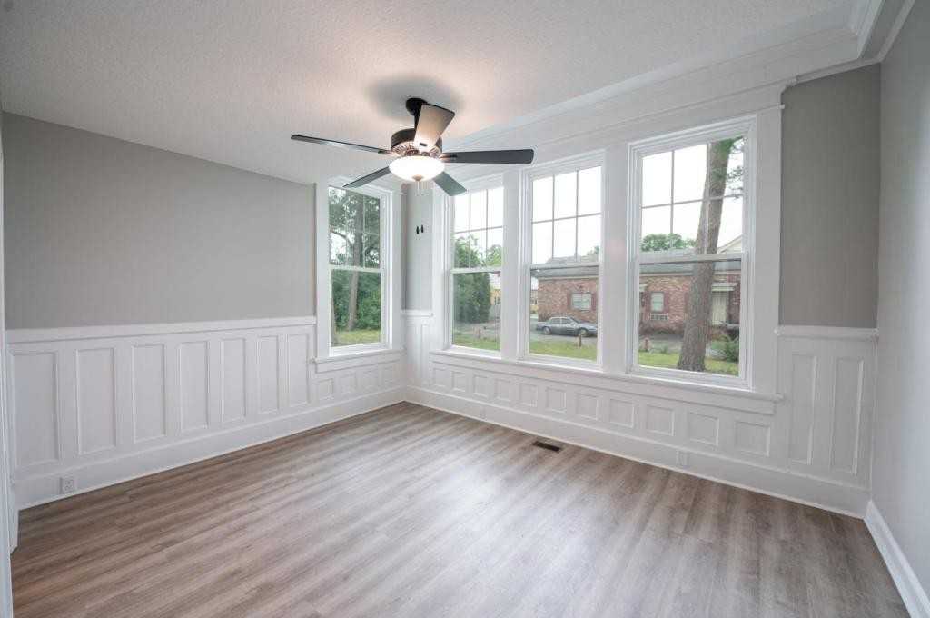 105 S Zetterower Ave - Photo 6 of 9