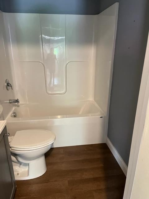 213 E Warfield St - Photo 7 of 7