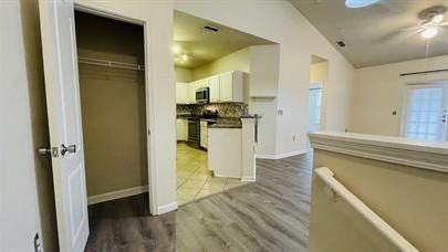 10539 Villa View Cir #10539 - Photo 2 of 23