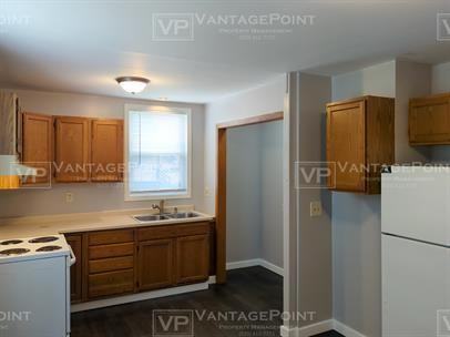 1920 Jefferson St - Photo 3 of 9