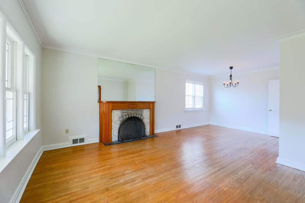 Cliffside Dr - Photo 3 of 11