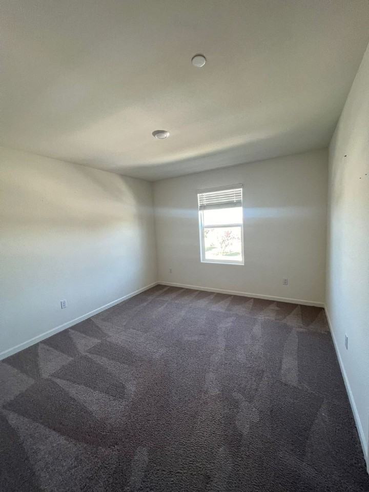 1956 Gus Villalta Dr - Photo 7 of 15