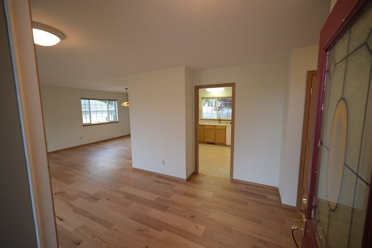 627 W Summer Breeze Ln - Photo 3 of 21