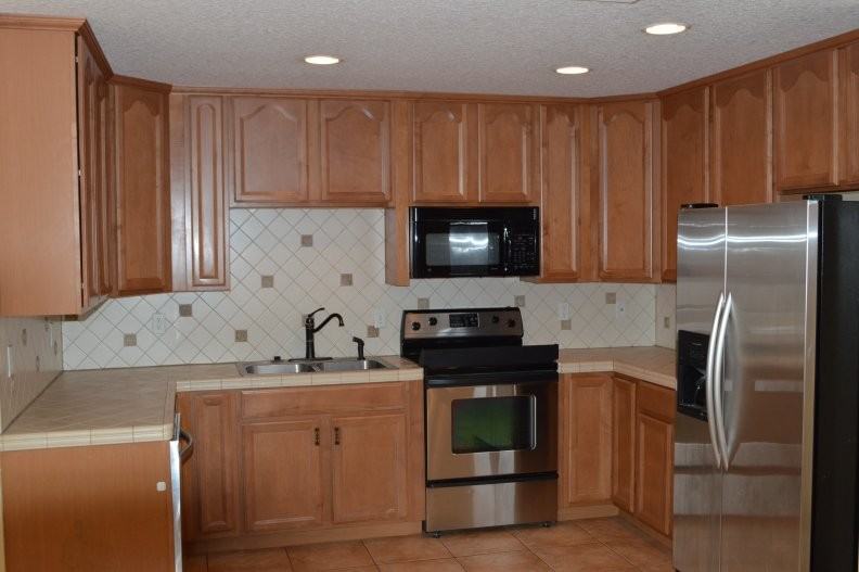 4211 Rogero Rd - Photo 3 of 15