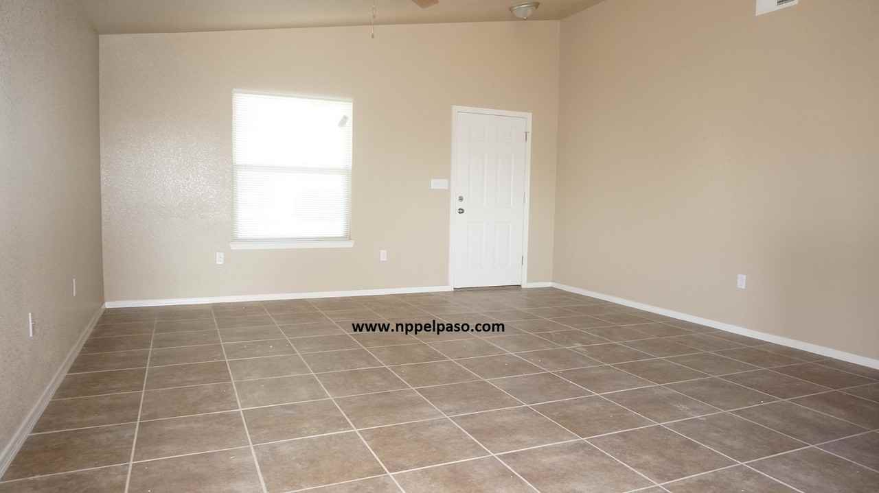 10692 Canyon Sage Dr - Photo 3 of 21