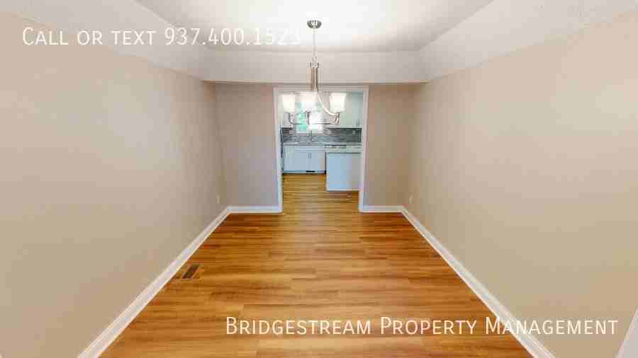 1020 Beryl Trl - Photo 2 of 15