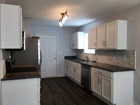 902 Lauderhill Ln - Photo 1 of 1