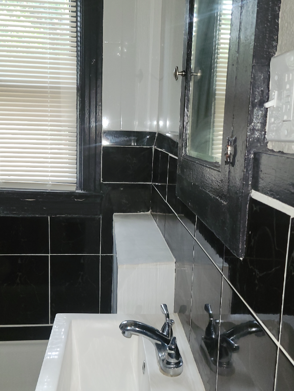 209 E Rosewood Ave #6 - Photo 7 of 11