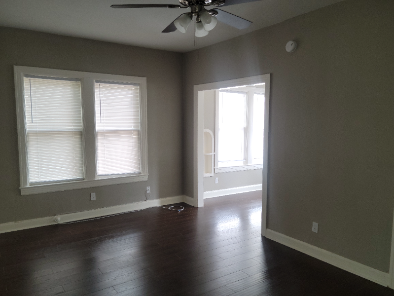 209 E Rosewood Ave #6 - Photo 2 of 11