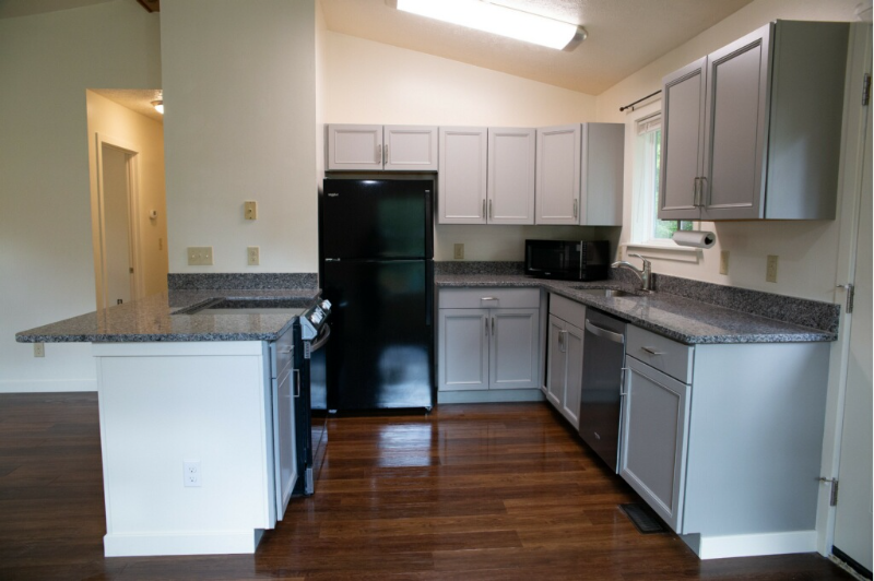 204 Potomak Trl - Photo 2 of 12