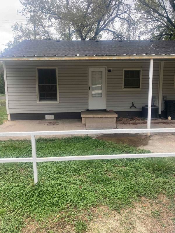 1023 La Clede St - Photo 3 of 8