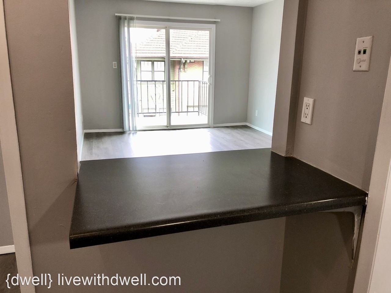 1520 Milner Crescent - Photo 3 of 17