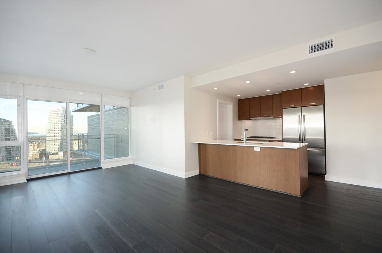 1372 1808-1372 Seymour Street #1808