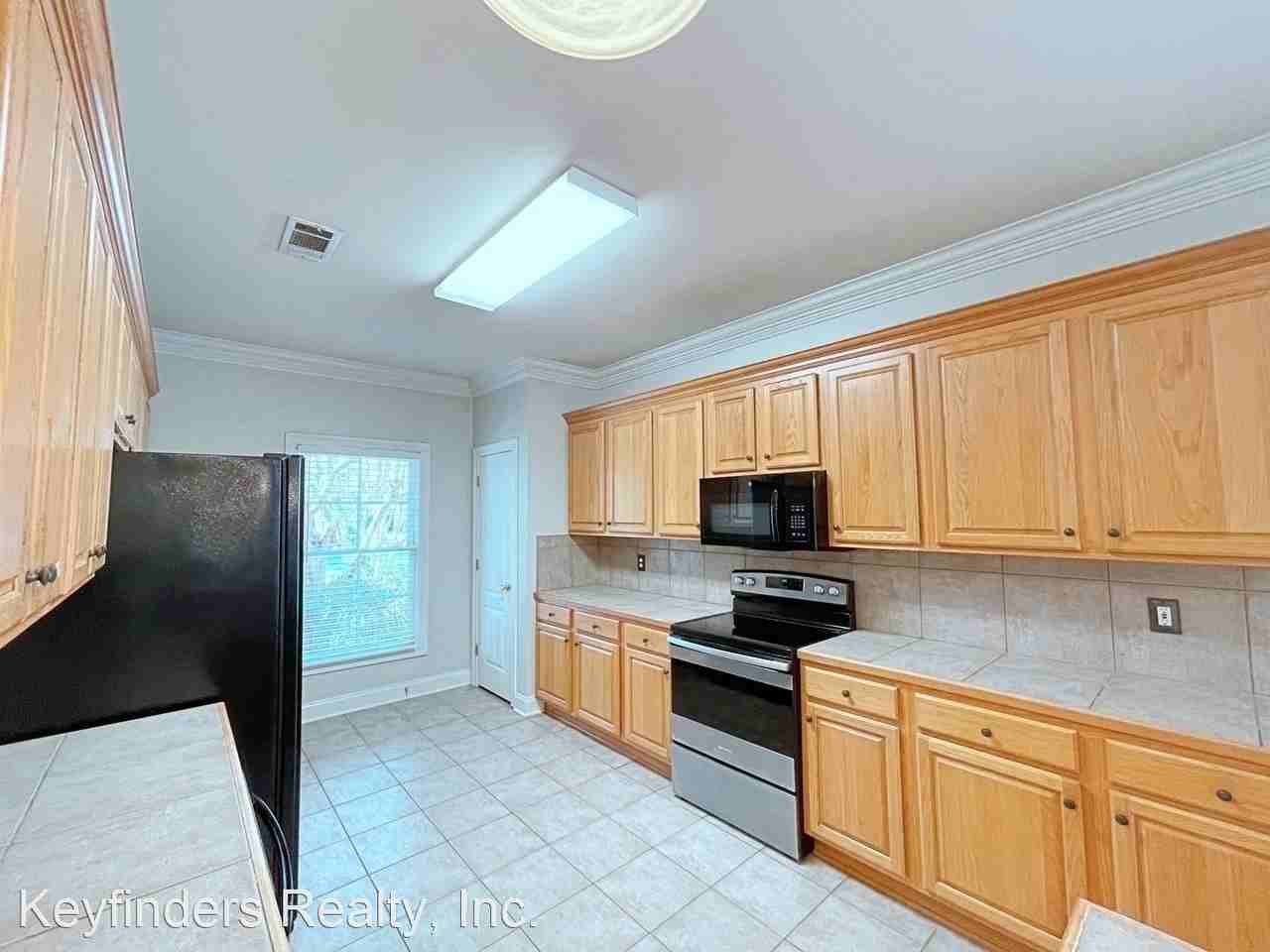 18202 Manchac Place Dr - Photo 2 of 23