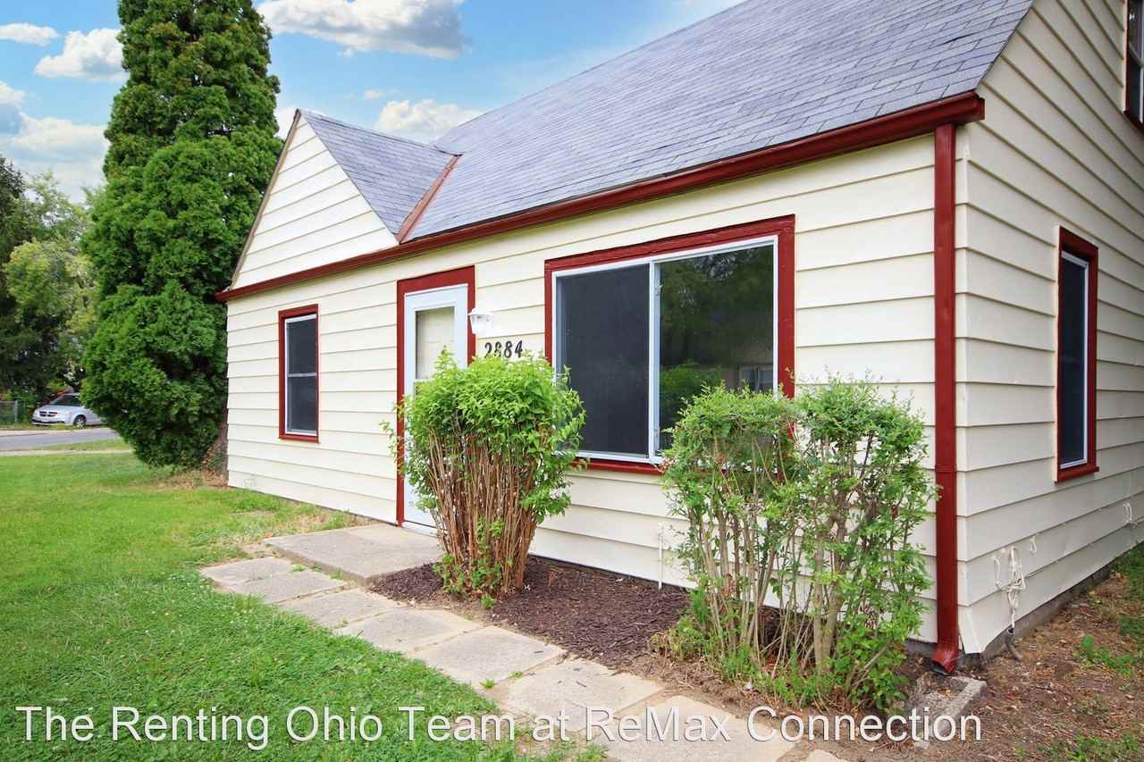 2884 Woodland Ave - Photo 2 of 21