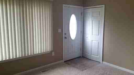 15840 Orchard St - Photo 3 of 16