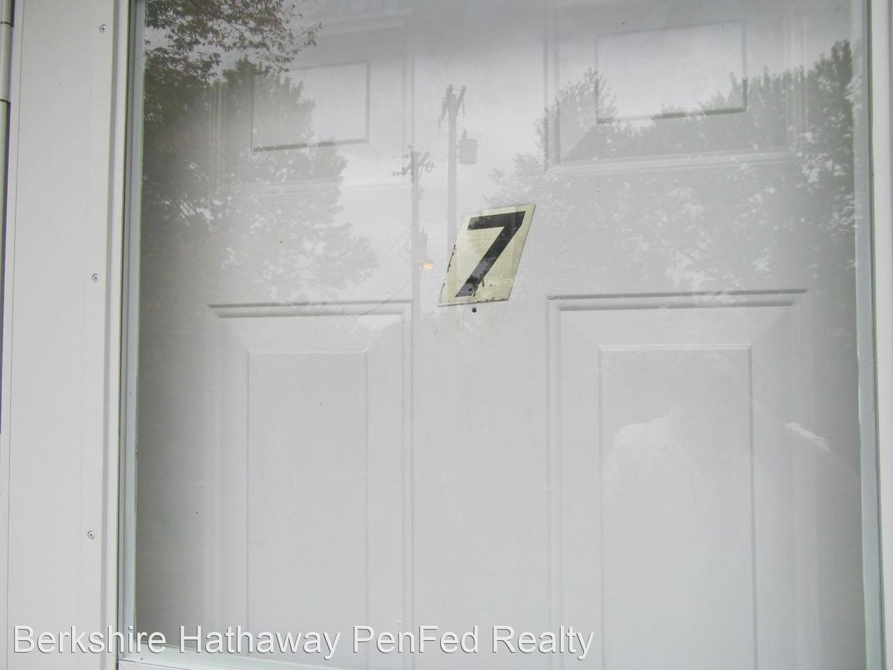 110 Medical Court - Photo 2 of 10