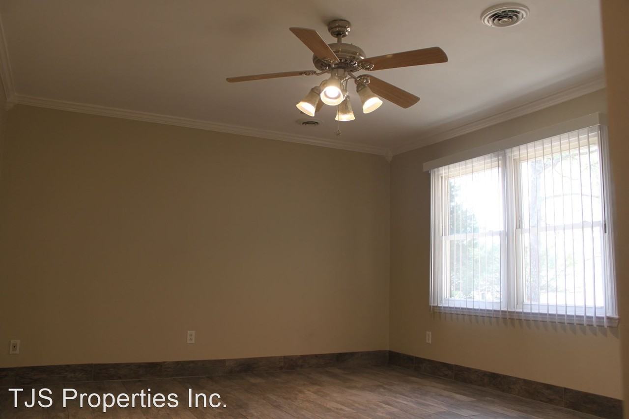 741 Broad Creek Rd - Photo 2 of 16