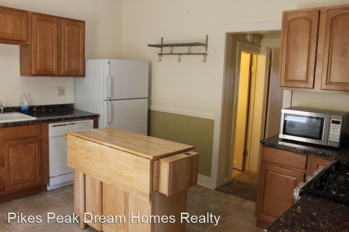2423 W Saint Vrain St - Photo 2 of 14