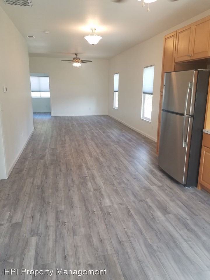 3616 Twig Ave - Photo 3 of 11