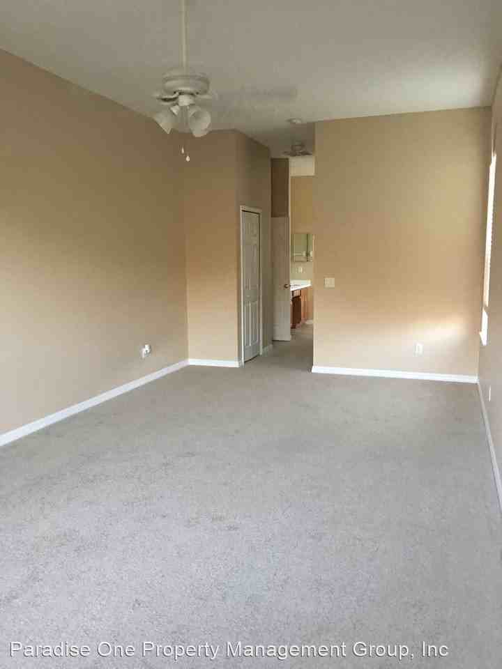 10107 Sandy Marsh Ln - Photo 3 of 32