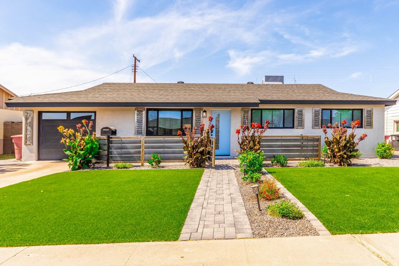 East Garfield Street - Photo 7 of 16