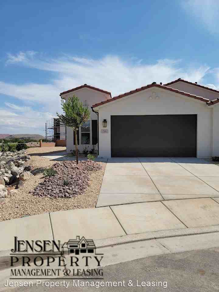 794 N Via Modelo Cir - Photo 2 of 41