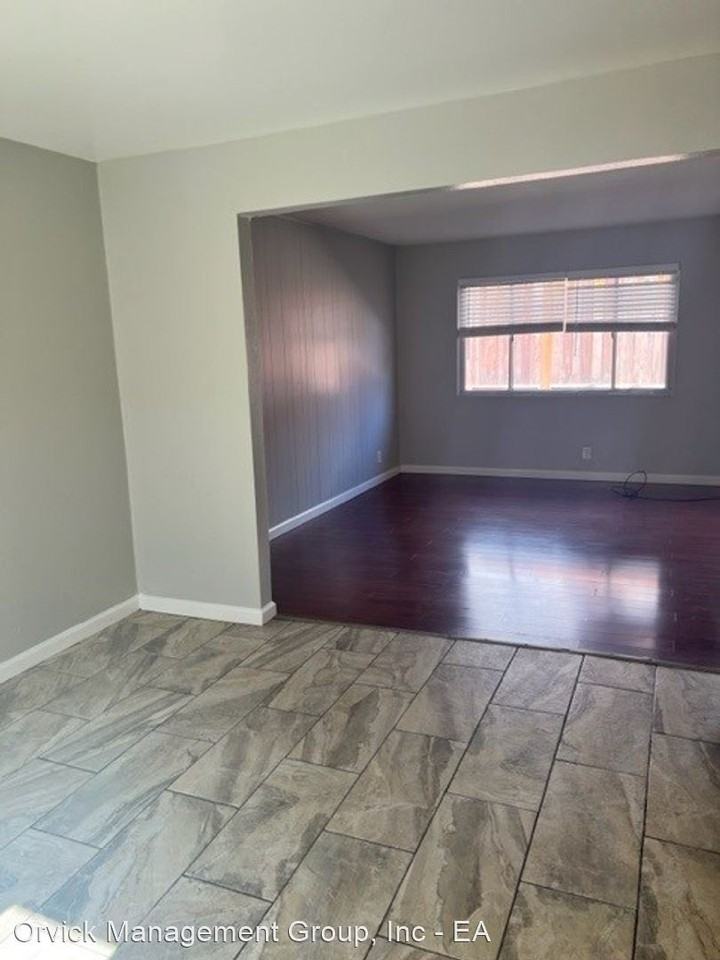 29013 & 29017 Dixon Street - Photo 2 of 12