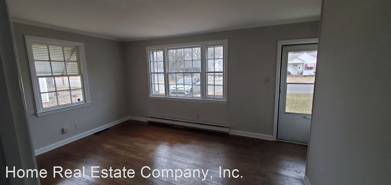 1130 Junia Ave - Photo 3 of 9