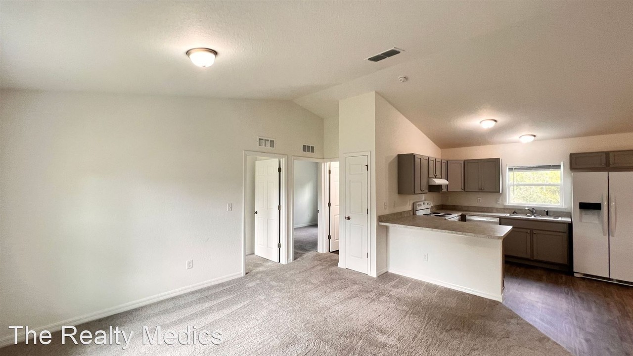 15790 Sw 28th Avenue Rd - Photo 3 of 20