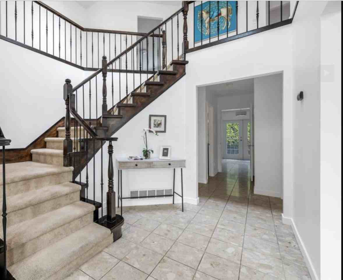 12328 Imperial Drive - Photo 2 of 19