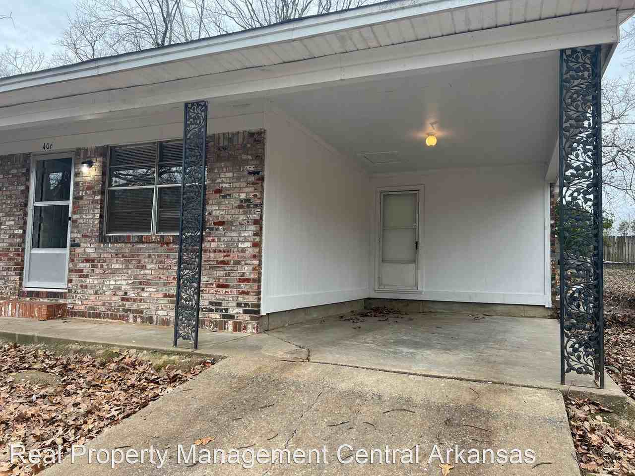 406 Malibu Dr - Photo 2 of 17