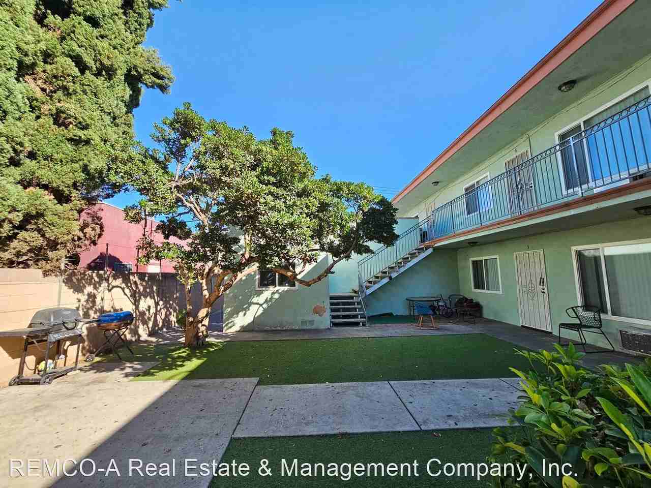 1813 W. Sumac Lane - Photo 2 of 23