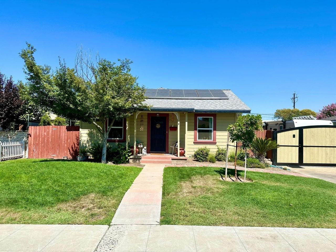 223 Pollasky Ave Apartments in Clovis, CA 93612 Zumper