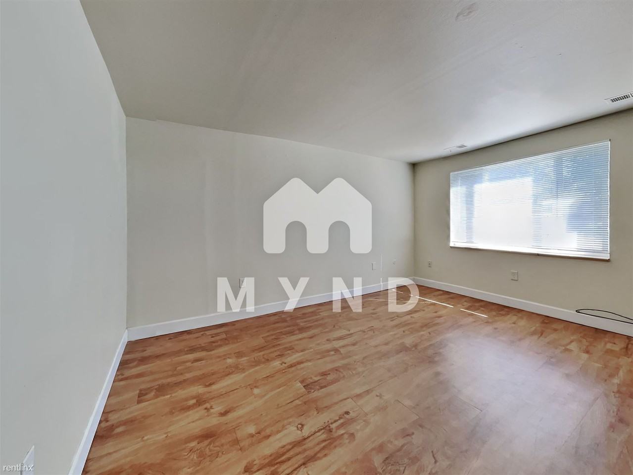 6561 Kearney St - Photo 3 of 17