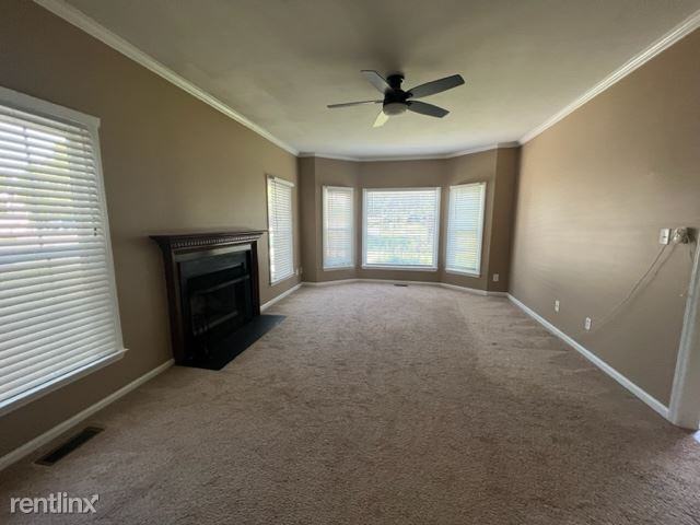 5601 Bayleaf Ln - Photo 3 of 29