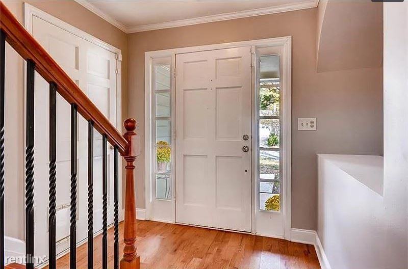 4550 Village Oaks Way - Photo 2 of 23