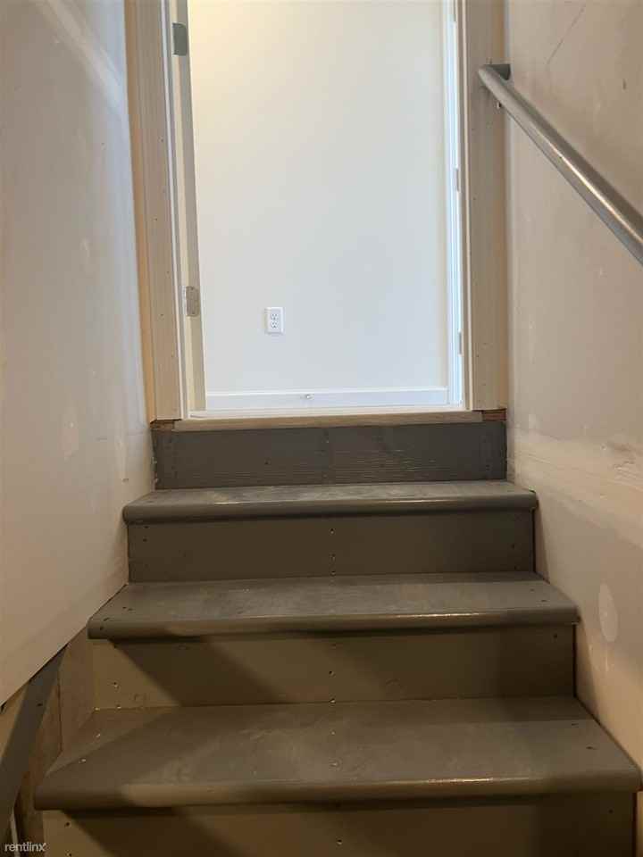 889 Black Bear Dr - Photo 3 of 16