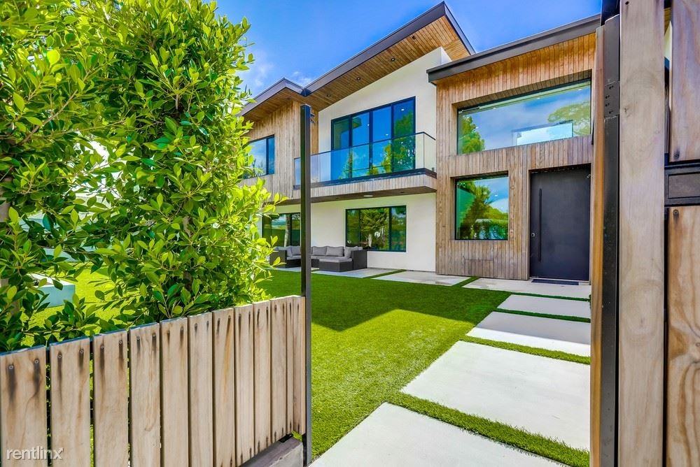 1343 Mariners Dr - Photo 3 of 37