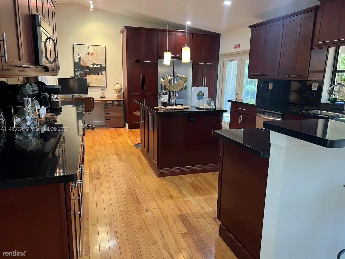 6830 Nw 23rd Ter - Photo 3 of 12